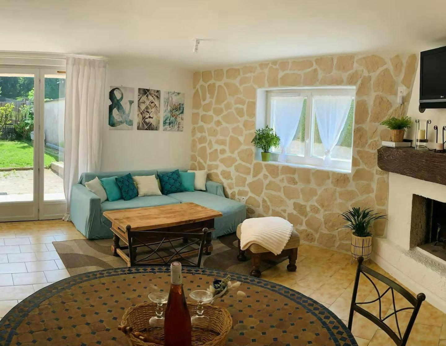 Le Coccoon Ain Apartment Virignin Екстериор снимка