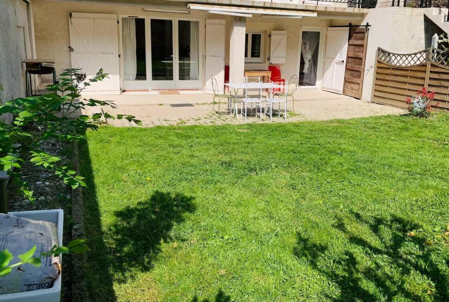 Le Coccoon Ain Apartment Virignin Екстериор снимка