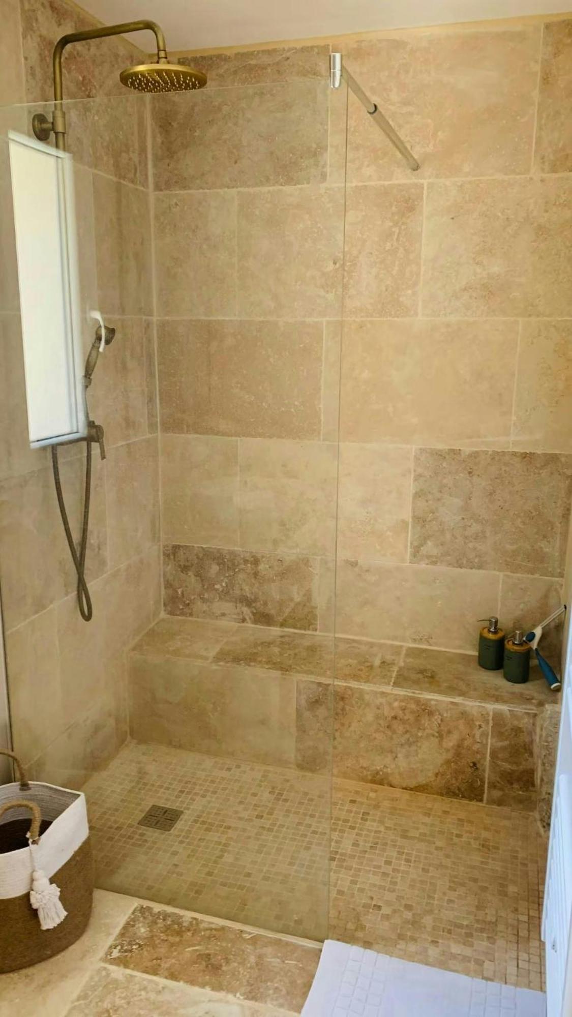 Le Coccoon Ain Apartment Virignin Екстериор снимка